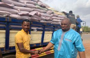 Yendi: Farouk Aliu Mahama donates 1,000 bags of sugar to Muslim community